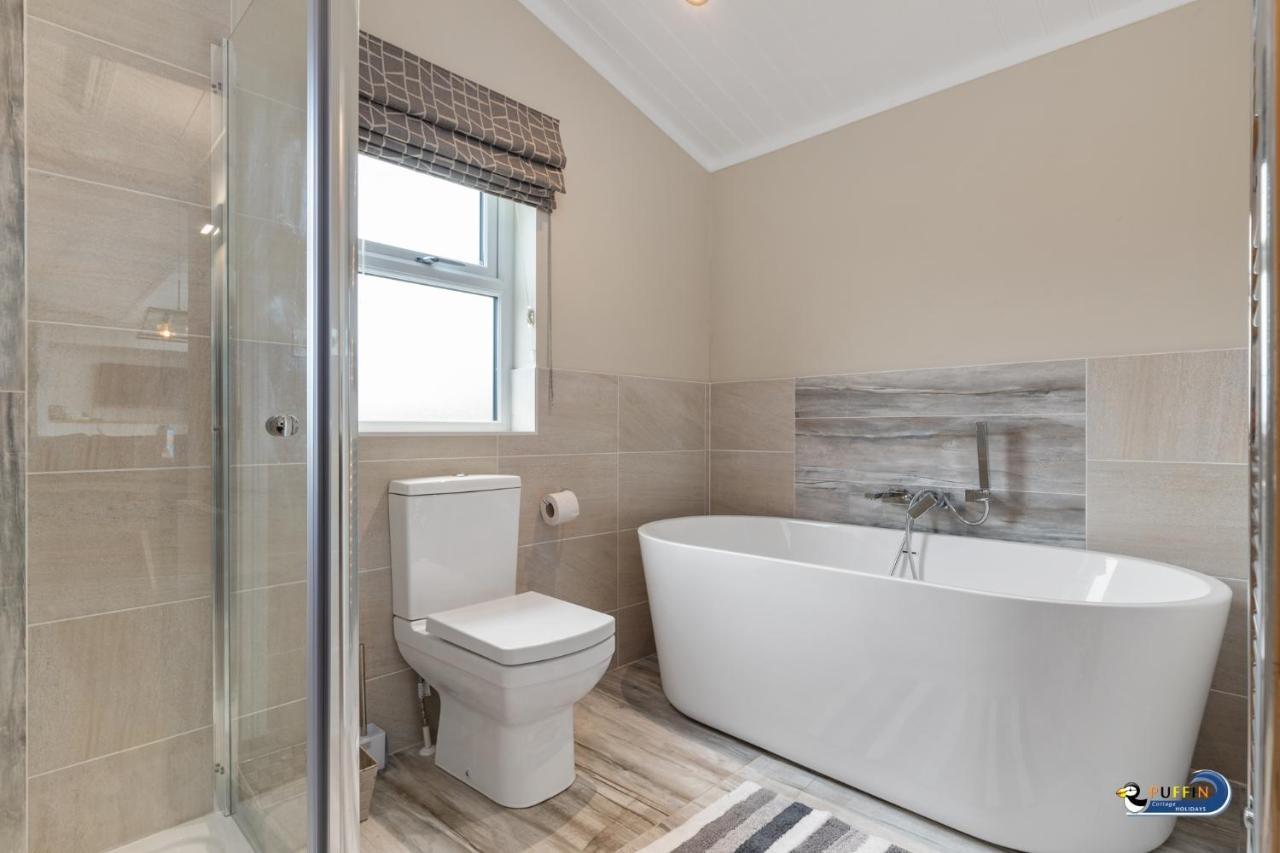 Valley View Lodge - Luxury Lodge, Hot Tub, Close To Beach Penally Extérieur photo